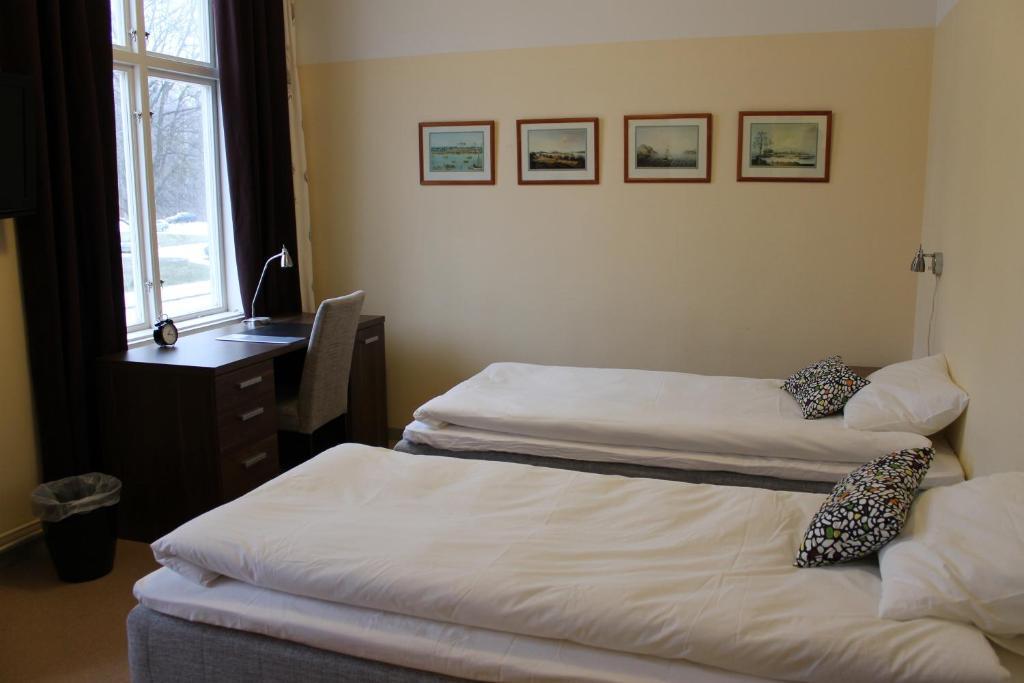 Stationshusets Hotell Och Cafe Köping Cameră foto