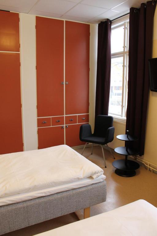 Stationshusets Hotell Och Cafe Köping Cameră foto