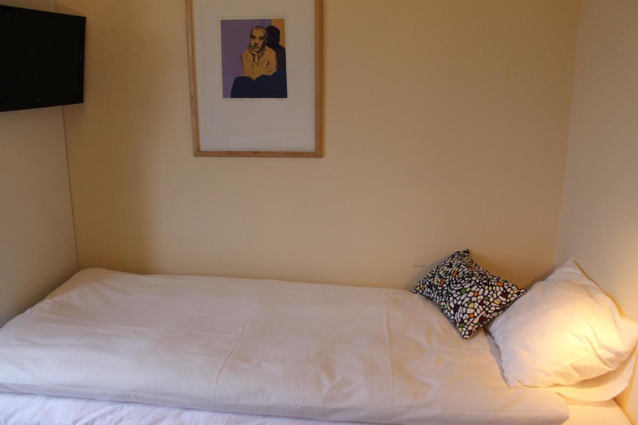 Stationshusets Hotell Och Cafe Köping Cameră foto