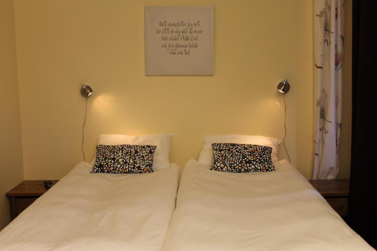 Stationshusets Hotell Och Cafe Köping Cameră foto
